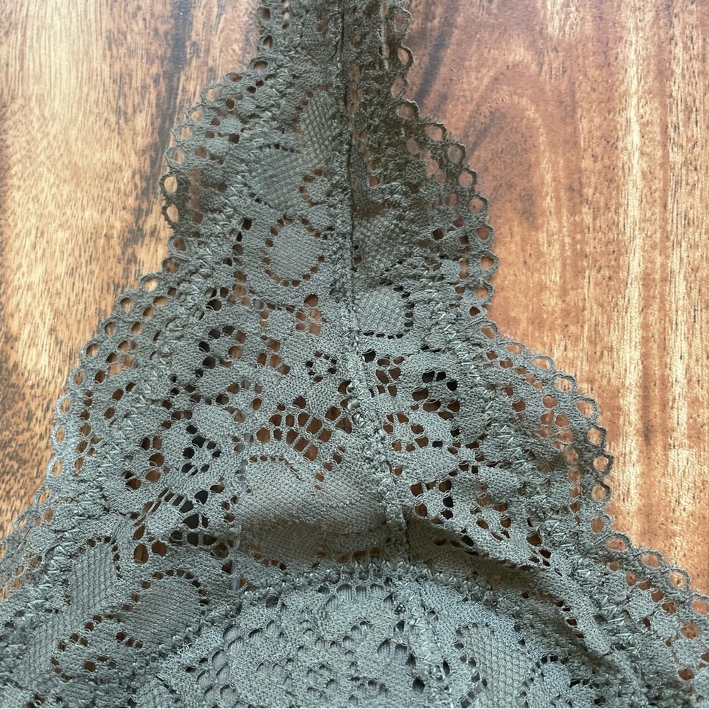 Aerie Wildflower Lace Padded Halter Bralette Size M - Picture 9 of 12